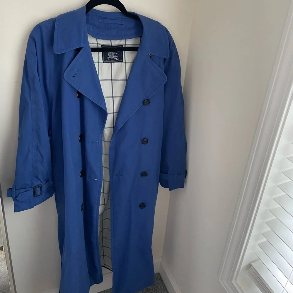 Vintage blue Burberry trench coat - Picture 1 of 7